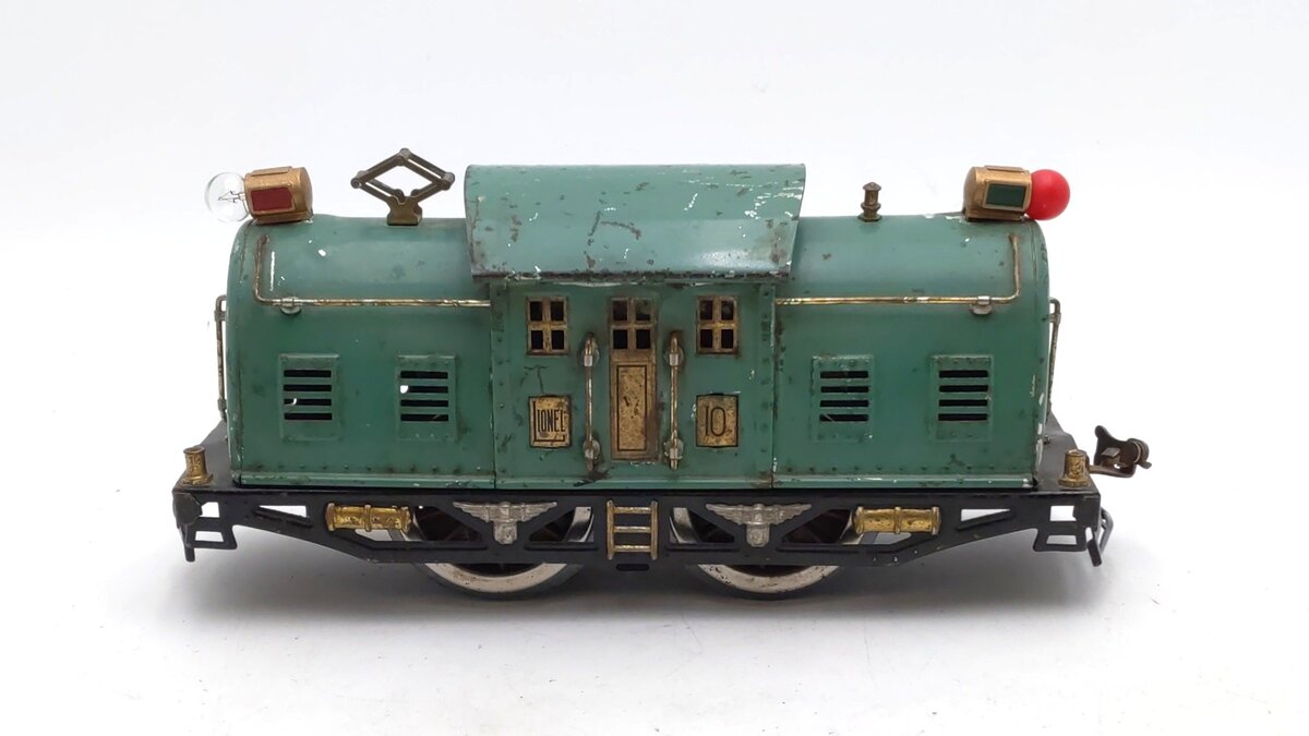 Lionel 10 0-4-0 Vintage Standard Gauge Powered Electric Locomotive
