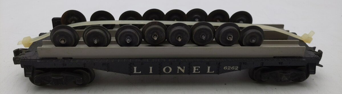 Lionel 6262 Vintage O Black Flatcar with Wheel Sets VG
