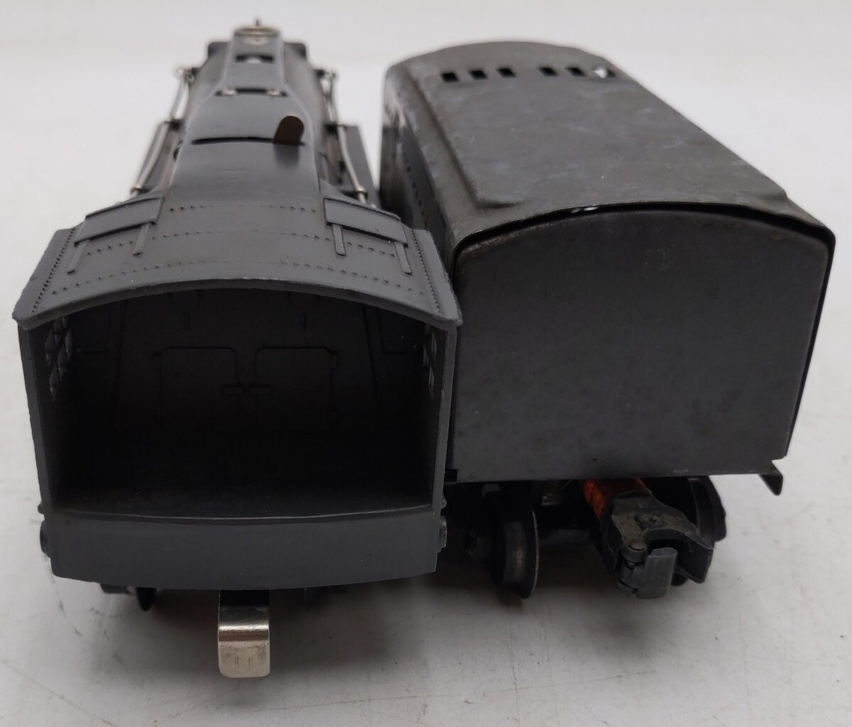 Lionel 221 Vintage O NYC Dreyfuss Gray 2-6-4 Steam Locomotive & 221T Tender VG
