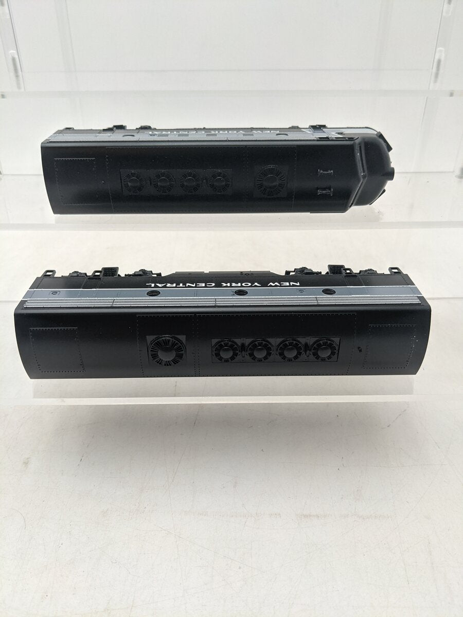 Stewart 5813 HO New York Central F7 PhaseII A/B Set EX/Box