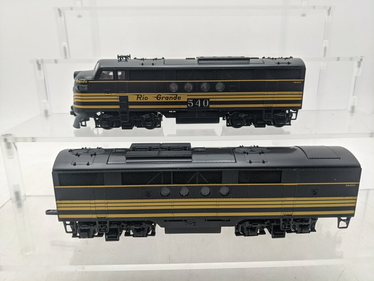 Stewart 5018 HO Denver & Rio Grande Western Diesel EMD FT A/B Set EX
