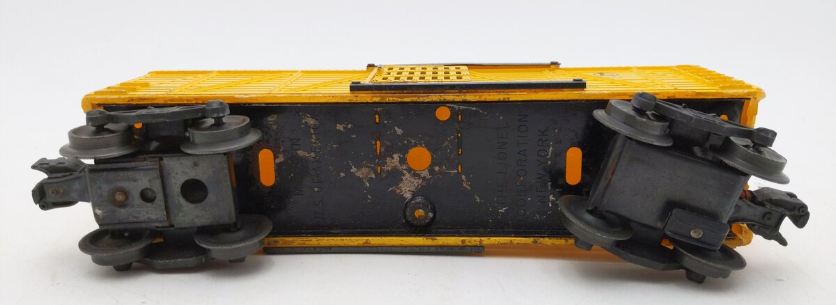 Lionel 6656 Vintage O Lionel Lines Yellow Stock Car VG
