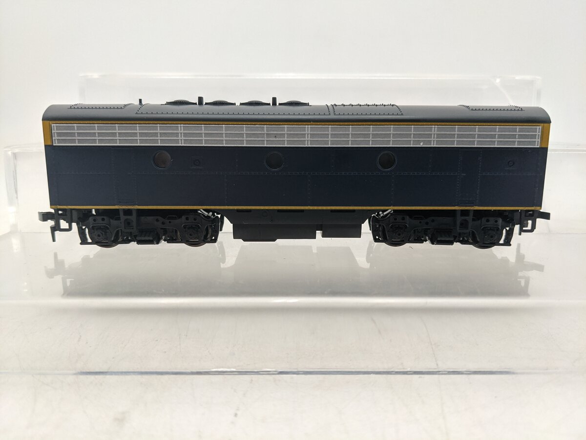 Stewart 8451 HO Santa Fe F3B Phase IV Powered Diesel Locomotive EX/Box
