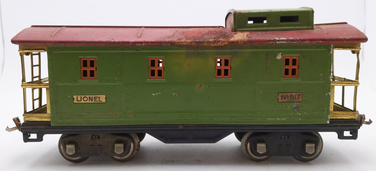 Lionel 517 Vintage Standard Gauge Tinplate Green Caboose w/ Red Roof