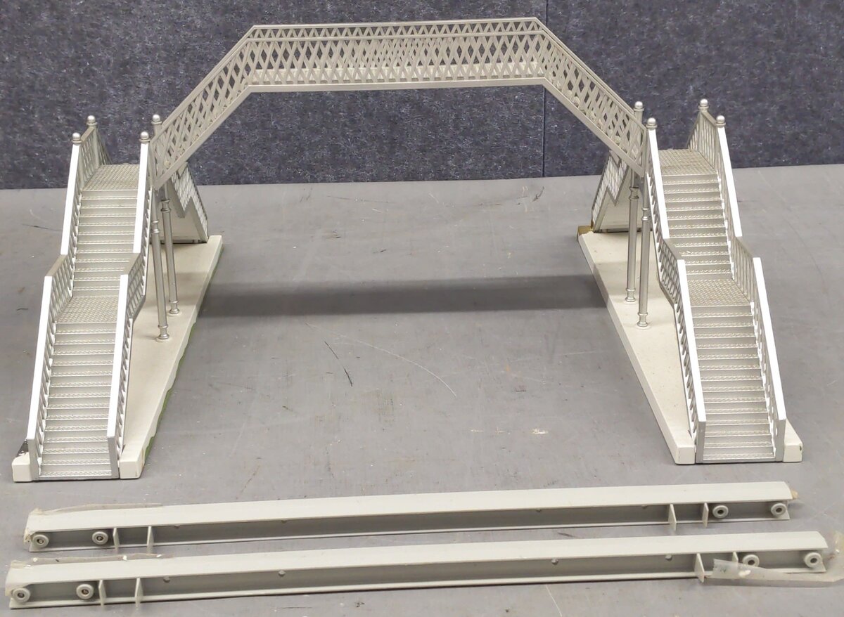 Lionel 6-14083 Pedestrian Walkover Bridge EX/Box
