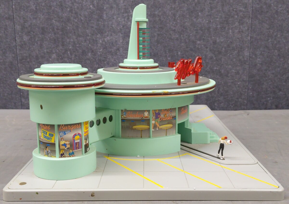 MTH 30-9105 O Mel's Operating Drive-In Restaurant EX/Box