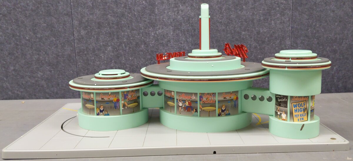 MTH 30-9105 O Mel's Operating Drive-In Restaurant EX/Box