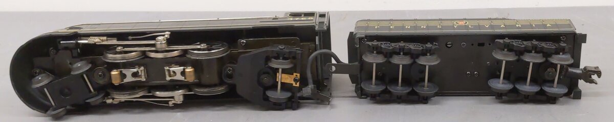 MTH 30-1118-0 RailKing PRR Torpedo Locomotive & Tender #3768 LN/Box