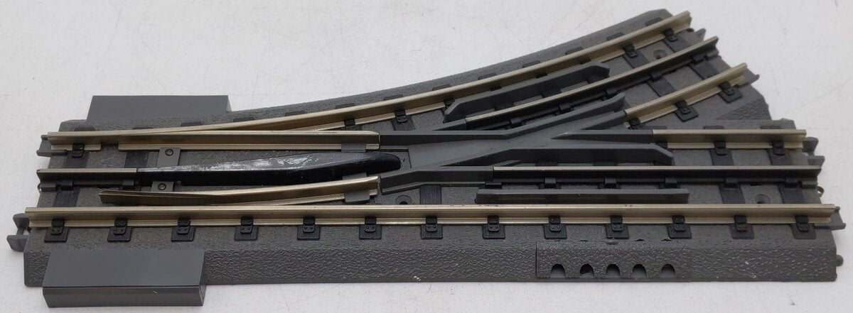 MTH 40-1044 042 Nickel Silver RealTrax Left Hand Remote Switch Turnout EX