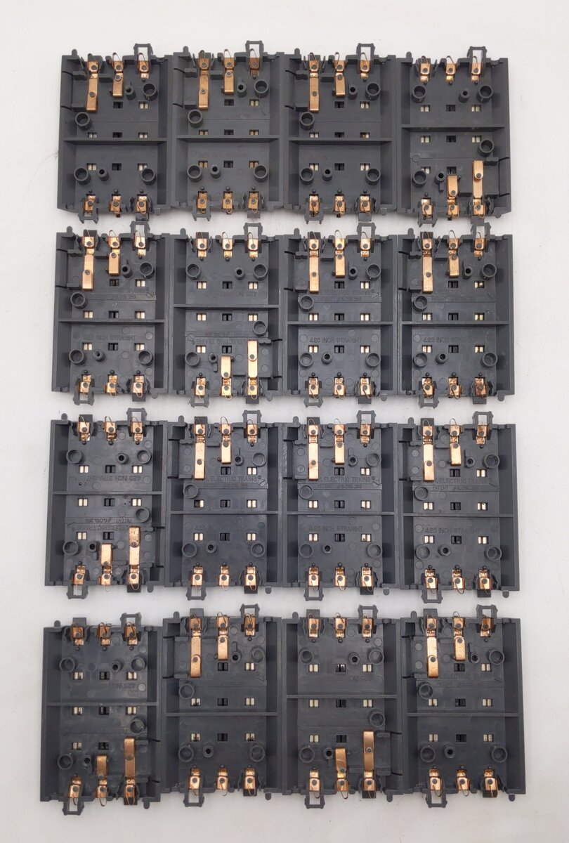 MTH 40-1012 RealTrax 5.5" 1/2 Straight Tracks (Hollow Rails) [16] EX