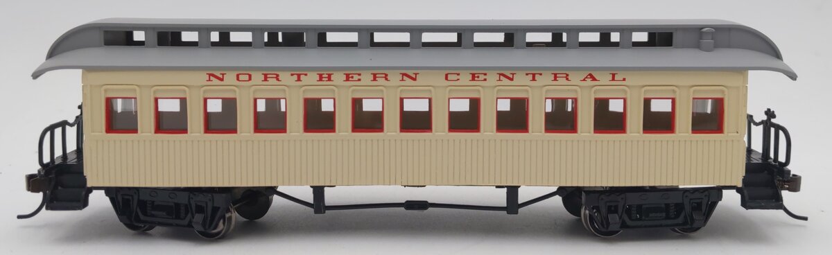 Bachmann 15103 HO Northern Central Old-Time Coach Car