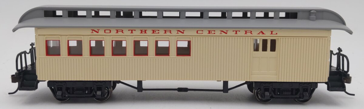 Bachmann 15203 HO Northern Central Old-Time Combine Car