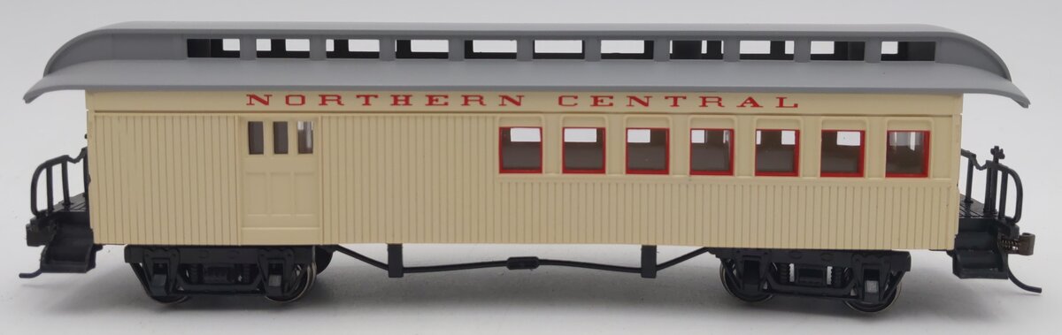Bachmann 15203 HO Northern Central Old-Time Combine Car