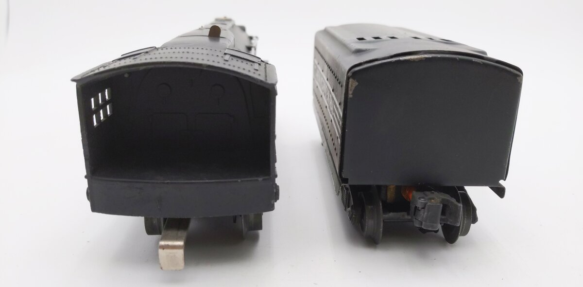 Lionel 221 Vintage O NYC Dreyfuss Black 2-6-4 Steam Locomotive & 221W EX