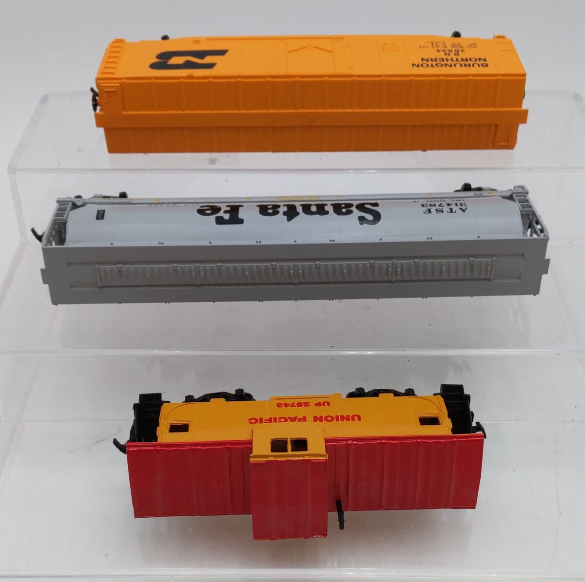 Bachmann HO Scale Assorted Cars #314783, #26534, #25743 [3] EX/Box