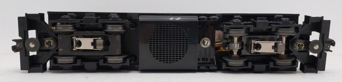 Lionel 6-18563 O Gauge New York Central GP-9 Diesel Locomotive #2380 VG