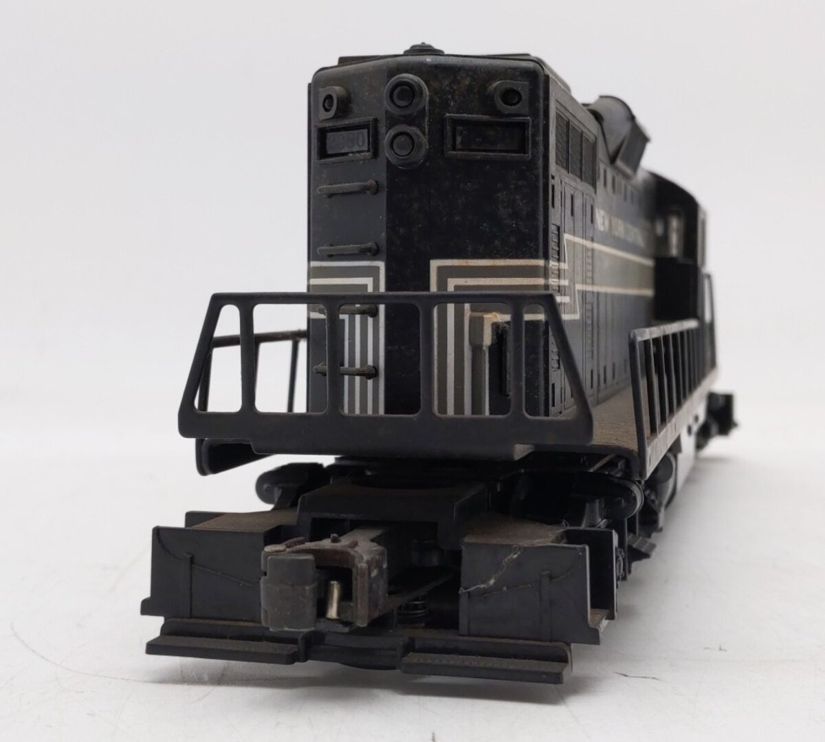 Lionel 6-18563 O Gauge New York Central GP-9 Diesel Locomotive #2380 VG