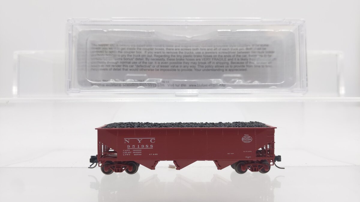 Bluford Shops 74197 N New York Central 70 Ton 3-Bay Offset Side Hopper #951988