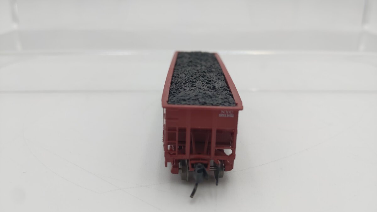 Bluford Shops 74195 N New York Central 70 Ton 3-Bay Offset Side Hopper #951162