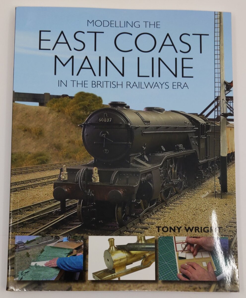 Modelling the East Coast Main Line in the British Railways Era Paperback Book EX