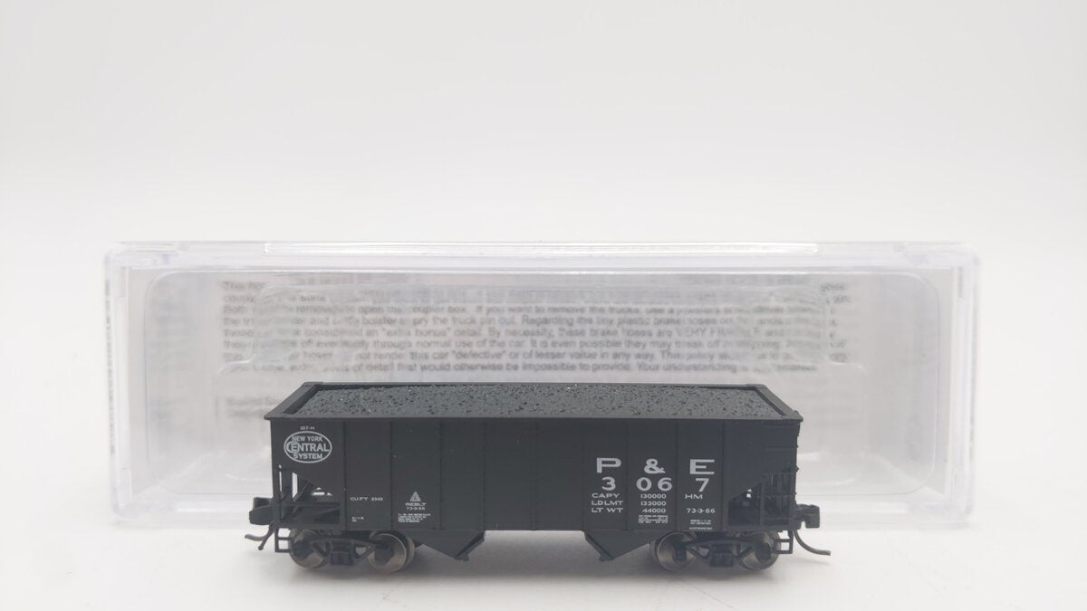 Bluford Shops 65285 N Peoria & Eastern 8-Panel 2-Bay Hopper #3067