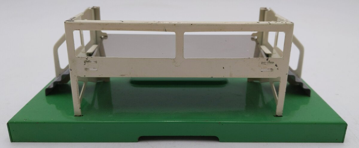 Lionel 3462 Vintage O Operating Milk Car w/ Platform EX