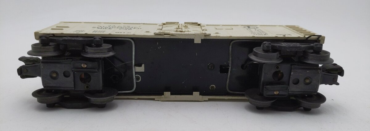 Lionel 3462 Vintage O Operating Milk Car w/ Platform VG