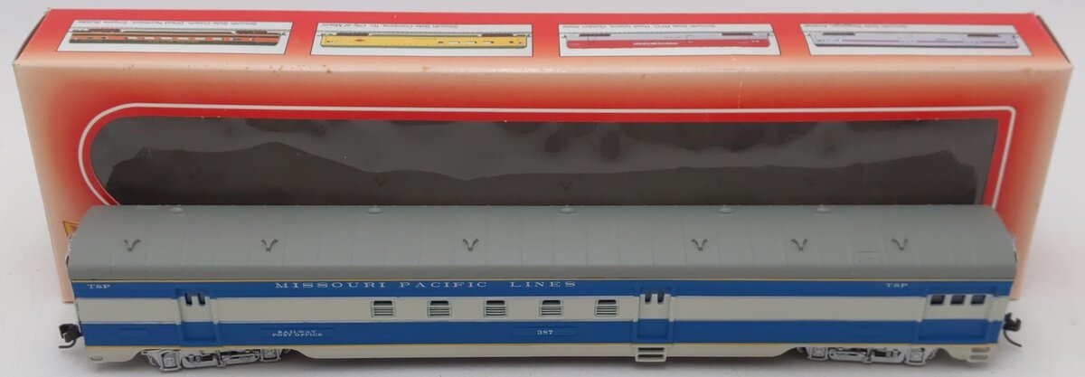 IHC 47352 HO Scale Missouri Pacific Dining Passenger Car