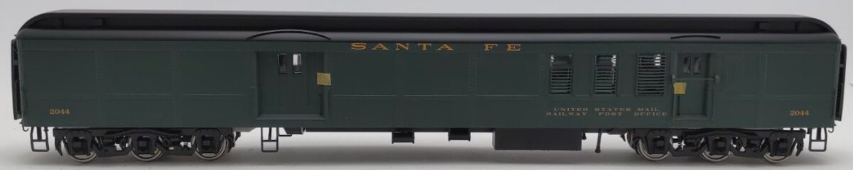 Golden Gate Depot O Scale Santa Fe Heavyweight RPO Car #2044 (2Rail) EX/Box