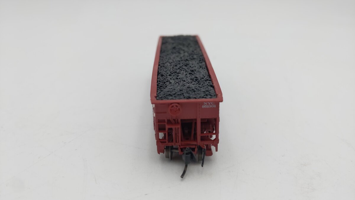 Bluford Shops 74198 N New York Central 70 Ton 3-Bay Offset Side Hopper #951301