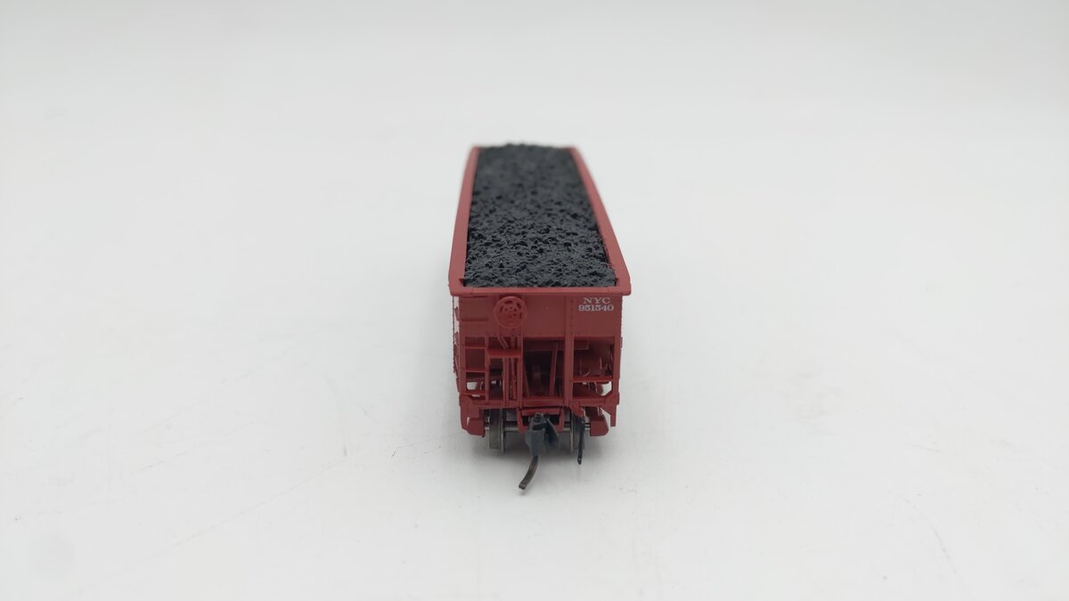 Bluford Shops 74194 N New York Central 70 Ton 3-Bay Offset Side Hopper #951540