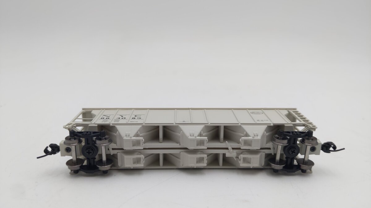 Athearn ATH-1727 N Scale New York Central Covered Hopper #883085 LN/Box