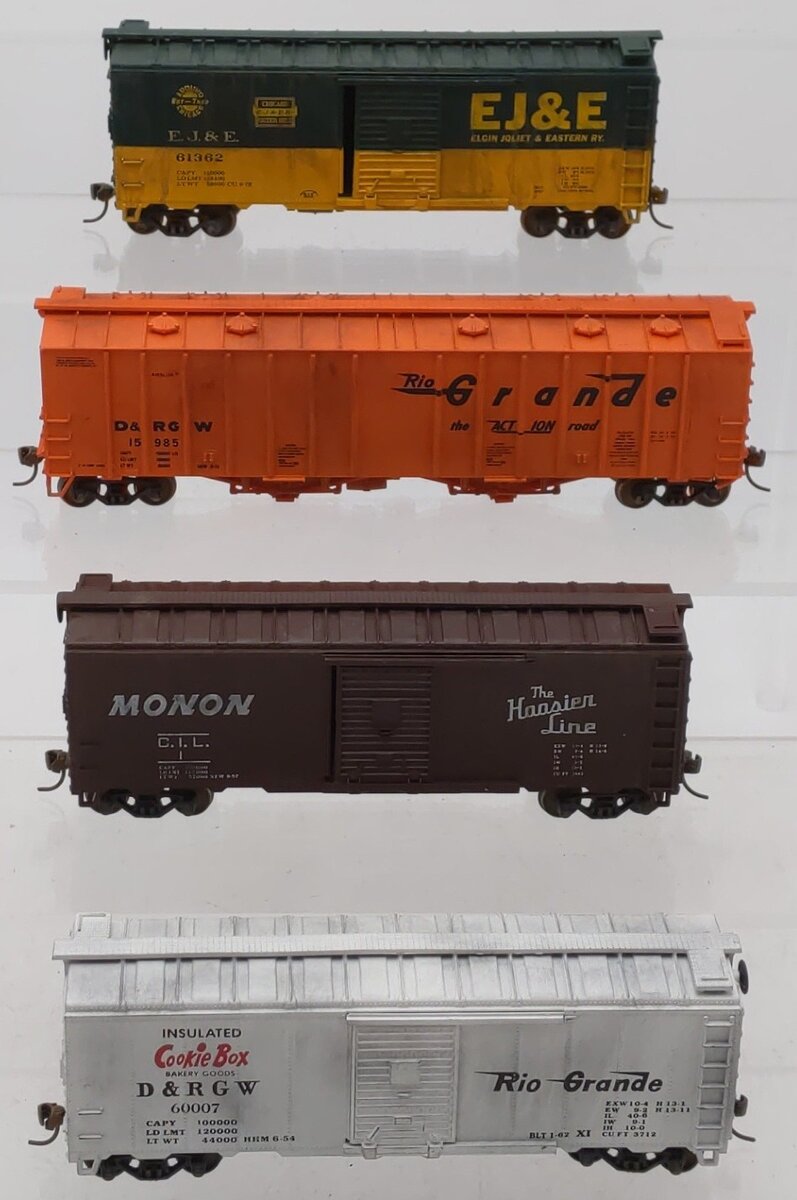 HO Scale Assorted Box Cars [4]