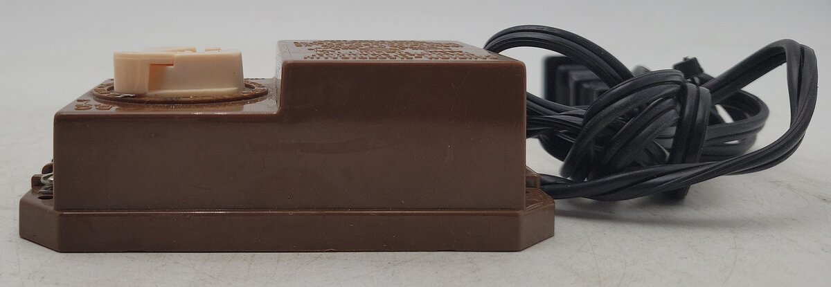 Bachmann 6607 Brown Hobby Transformer Power Supply 120VAC - 17VDC/20VAC @ 7 VA EX