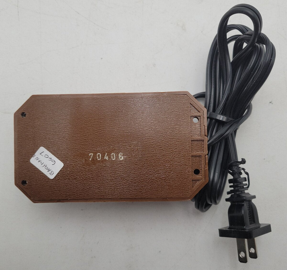 Bachmann 6607 Brown Hobby Transformer Power Supply 120VAC - 17VDC/20VAC @ 7 VA EX