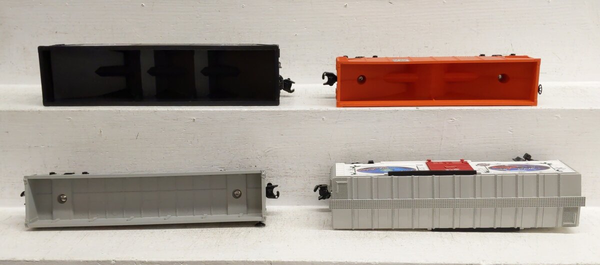 Lionel & Weaver O Assorted Freight Cars: 6-16465, 6-26062, 6-29957, U3912LD [4] EX/Box