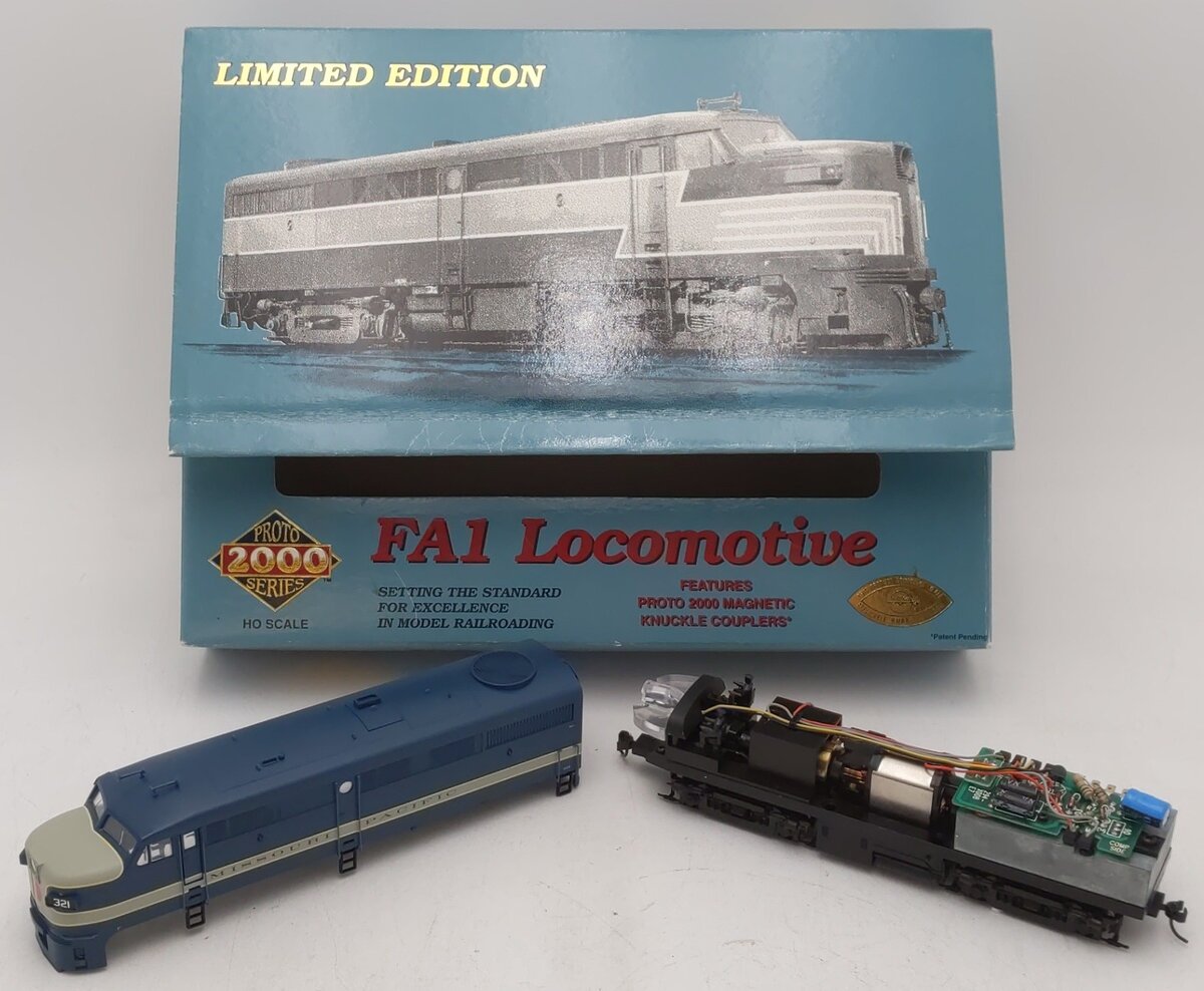 Proto 2000 587081 HO M.P. FA-1 Diesel Locomotive #321 EX/Box