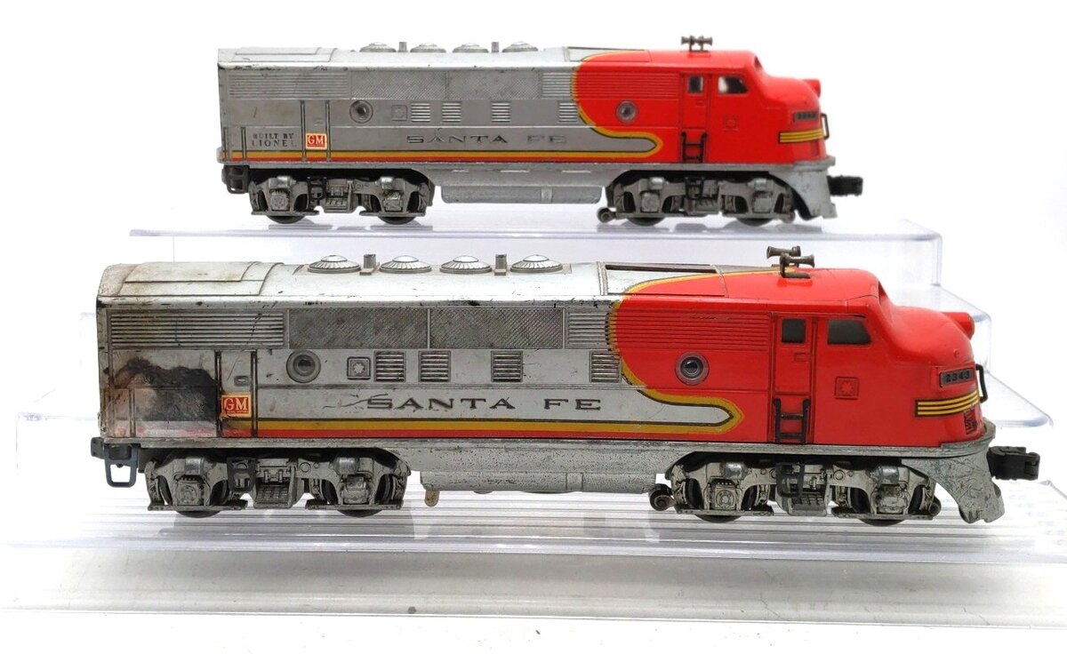 Lionel 2343 Vintage O Santa Fe F3 AA Diesel Locomotive Set