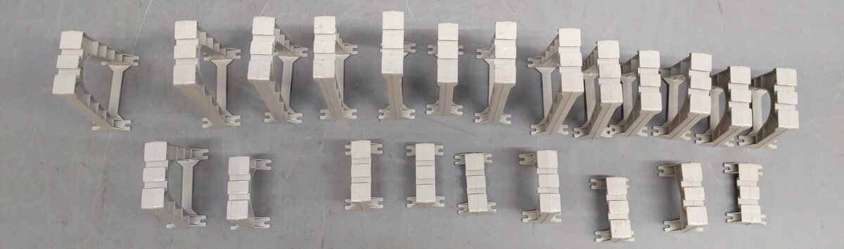 Lionel 110 Vintage O Trestle Pieces [22] VG/Box