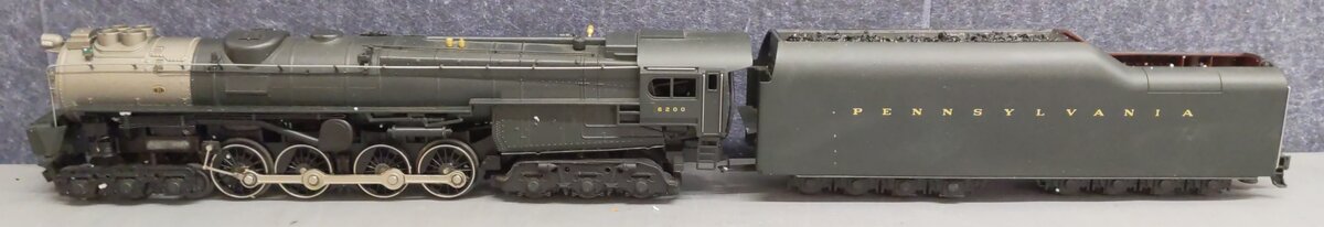Lionel 6-18010 O PRR 6-8-6 Turbine Steam Locomotive & Tender with RS #6200 VG/Box