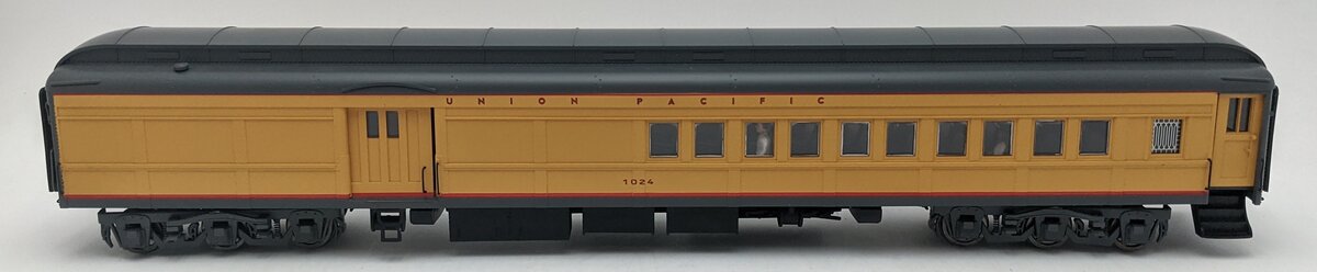 Golden Gate Depot O Union Pacific Heavy Weight Combine Car #1024 (2-Rail) EX/Box