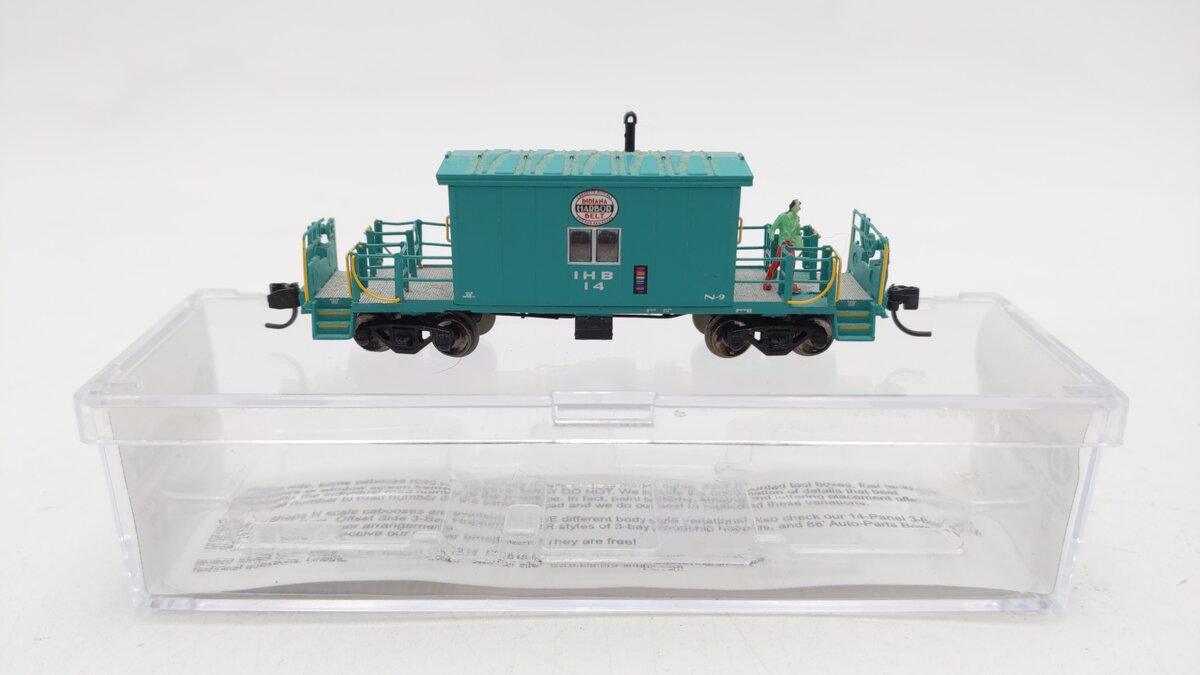 Bluford Shops 24230 IHB Short-Roof Transfer Caboose #14 EX/Box