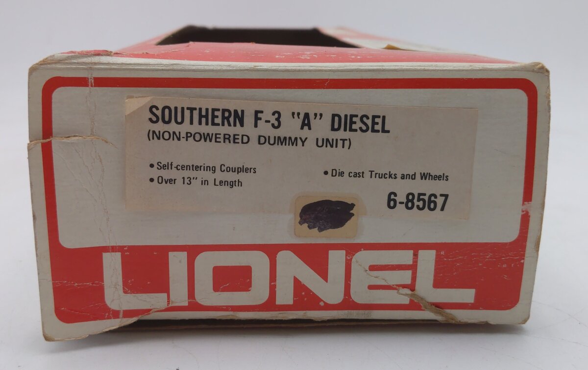 Lionel 6-8567 O Gauge Southern F3 A Non-Powered Diesel Locomotive EX/Box