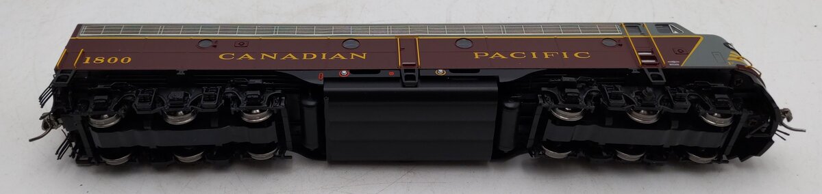 Rapido Trains 28009 HO CP Early Maroon EMD E8A Diesel Locomotive DC #1800