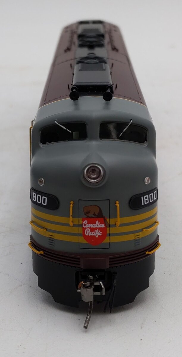 Rapido Trains 28009 HO CP Early Maroon EMD E8A Diesel Locomotive DC #1800