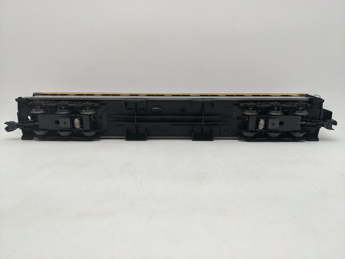 Lionel 6-19091 O Gauge Chesapeake and Ohio Heavyweight Observation Car #2574 EX/Box