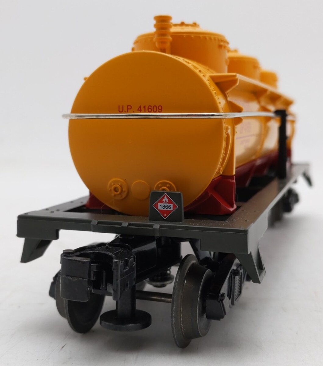 Williams 47104 Union Pacific 3-Dome Tank Car