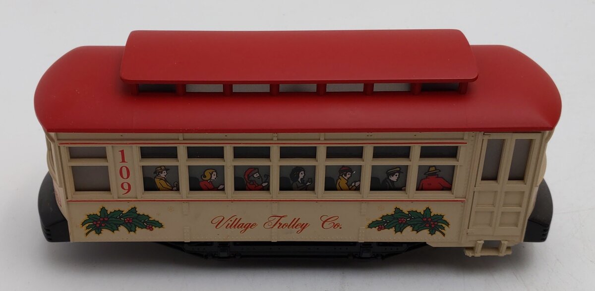 Lionel 6-11809 O Gauge The Village Trolley Christmas Train Set EX/Box