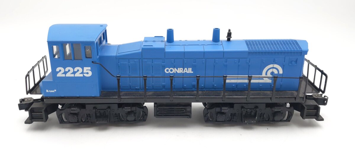 K-Line K-2225 O Conrail MP-15 Dual Motor Diesel Locomotive #2225 EX