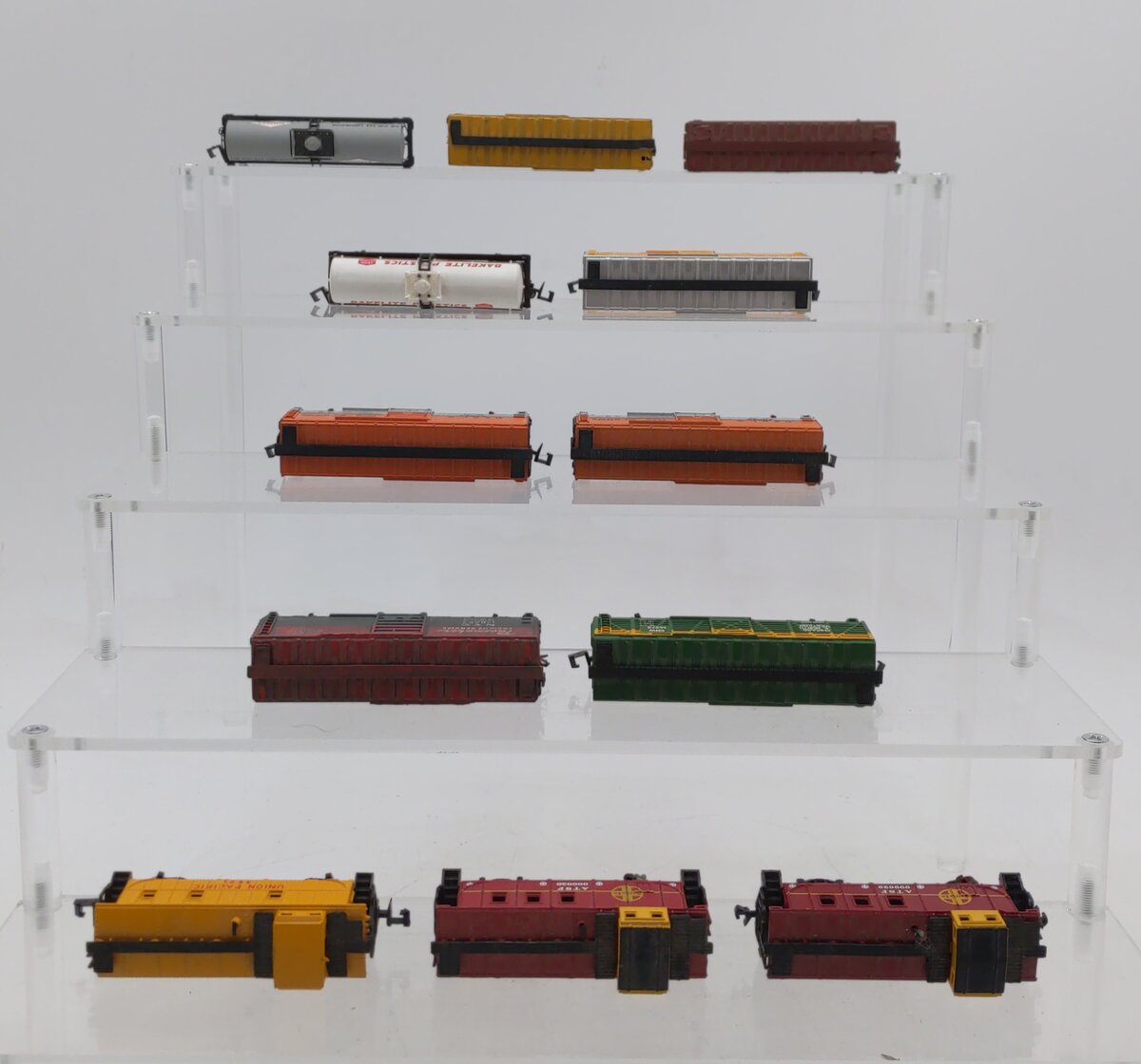 Bachmann, Atlas, & Others Assorted N Scale Freight Cars [12] EX